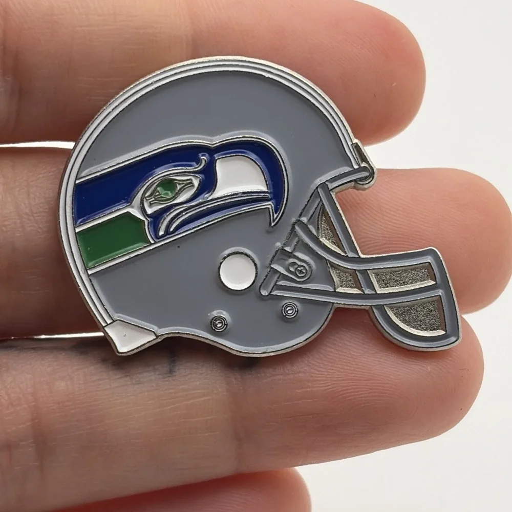 Seattle Seahawks NFL Football Helmet Lapel‎ Hat Pin